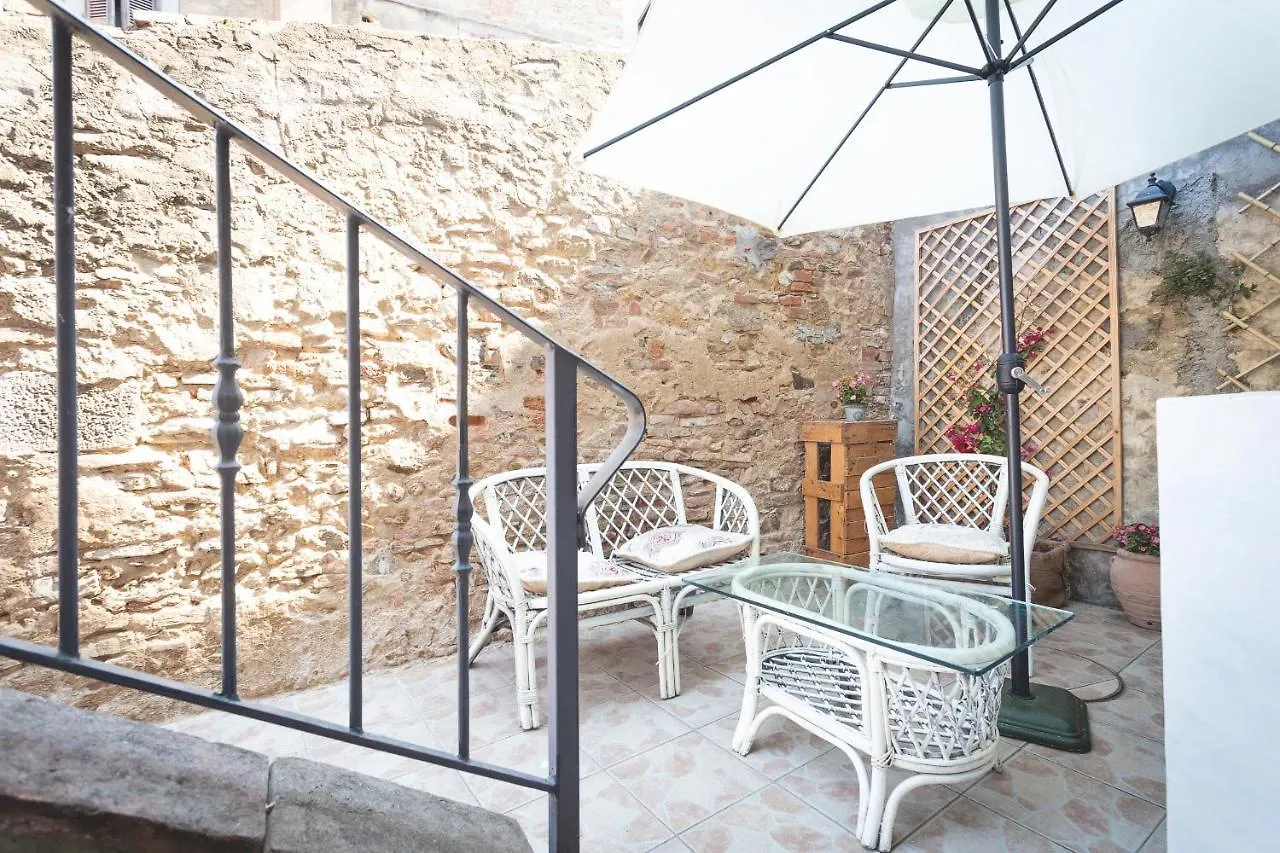 הוילה קסטנייטו קרדוצ'י Charme Di Toscana